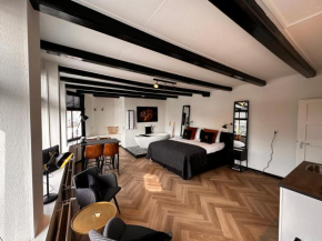 Borrel & Bed Onder zeil